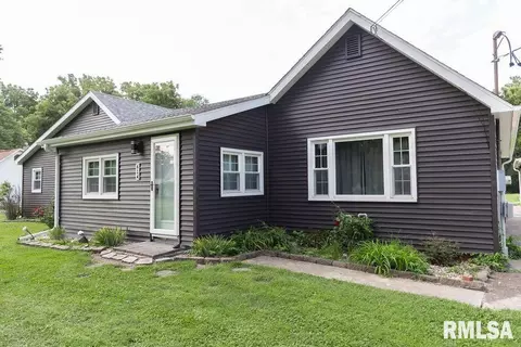 614 E 8th St, Saint David, IL 61563 photo 4