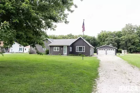 614 E 8th St, Saint David, IL 61563 photo 5