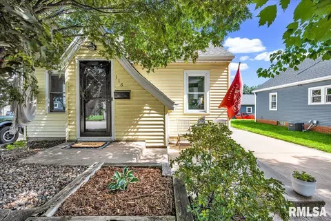 116 N 5th Ave, Morton, IL 61550