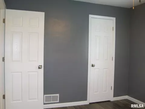 805 E Adams St, Washington, IL 61571 photo 17