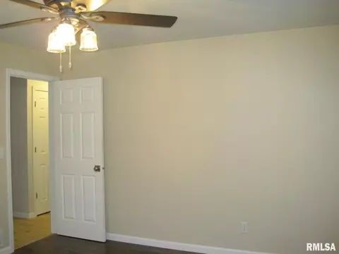 805 E Adams St, Washington, IL 61571 photo 20