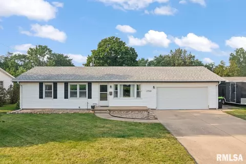 1705 W Cloverdale Rd, Chillicothe, IL 61523