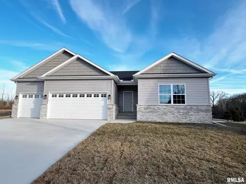 8802 N Westpoint Ct, Edwards, IL 61528