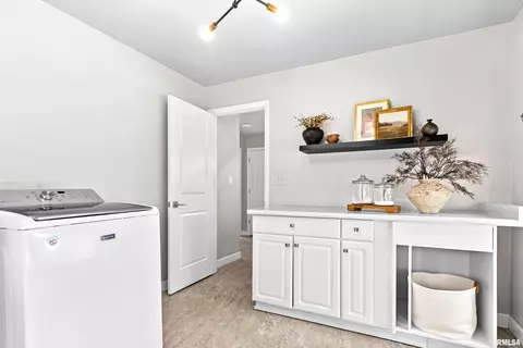 203 N 3rd St, Roanoke, IL 61561 photo 18