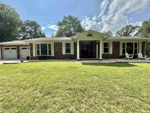 17882 Sherwood Forest Rd, Havana, IL 62644