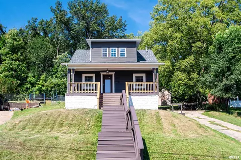6301 S Adams St, Bartonville, IL 61607