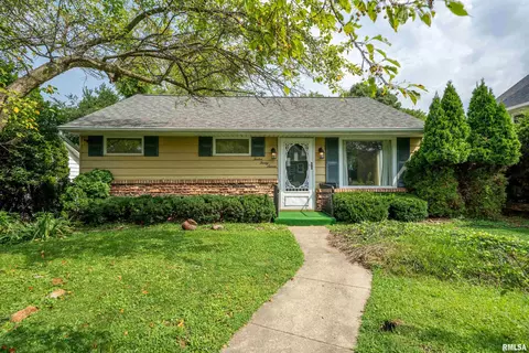 1237 E Melbourne Ave, Peoria, IL 61603