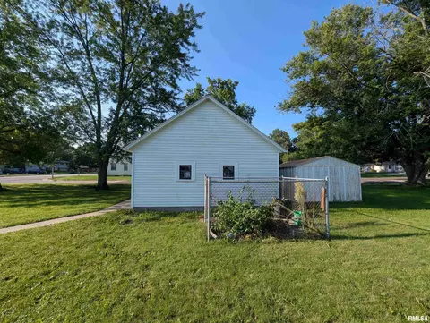 Exterior - 103 N 4th St, Dunlap, IL 61525 photo 6 of 6