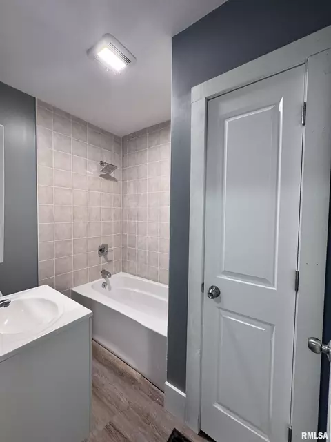 339 W Pierce St, Macomb, IL 61455 photo 20