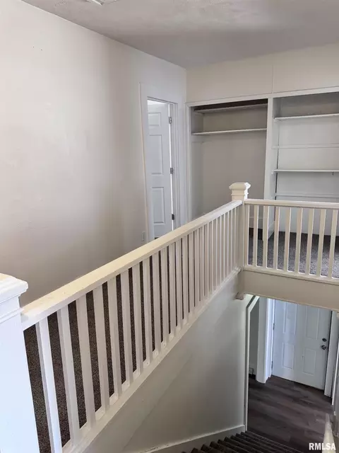 339 W Pierce St, Macomb, IL 61455 photo 15