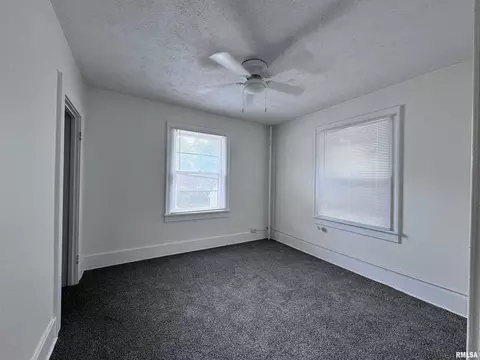 339 W Pierce St, Macomb, IL 61455 photo 21