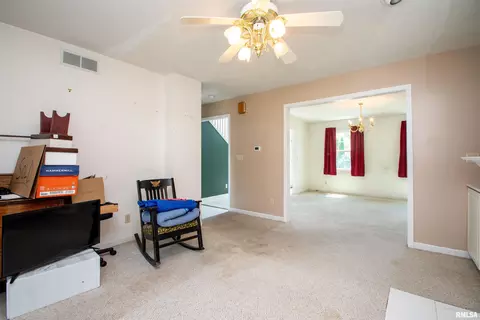 500 E North St, Danvers, IL 61732 photo 14