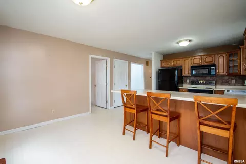 500 E North St, Danvers, IL 61732 photo 25