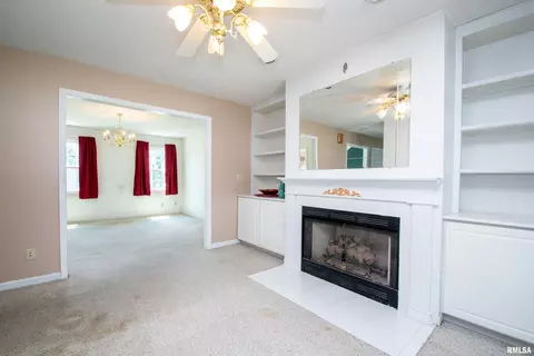 500 E North St, Danvers, IL 61732 photo 13