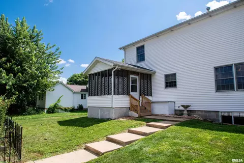 500 E North St, Danvers, IL 61732 photo 7