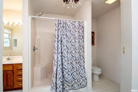 500 E North St, Danvers, IL 61732 photo 30