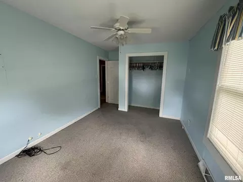 Bedroom - 809 W Jefferson St, Macomb, IL 61455 photo 2 of 3
