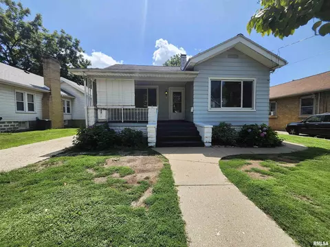 904 W Gift Ave, Peoria, IL 61604