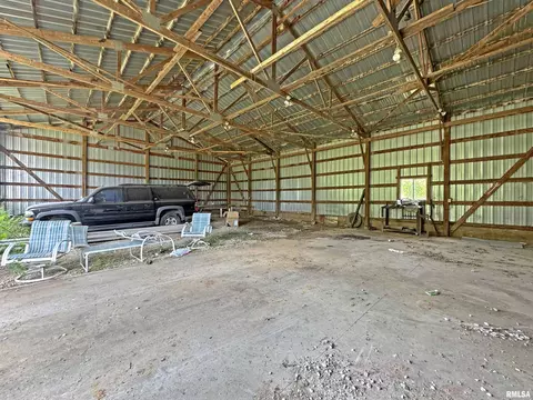 Exterior - 7029 S Gerdes Rd, Mapleton, IL 61547 photo 16 of 20