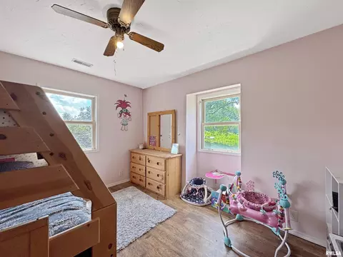 Bedroom - 7029 S Gerdes Rd, Mapleton, IL 61547 photo 4 of 18