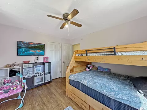 Bedroom - 7029 S Gerdes Rd, Mapleton, IL 61547 photo 6 of 18