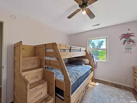 Bedroom - 7029 S Gerdes Rd, Mapleton, IL 61547 photo 5 of 18