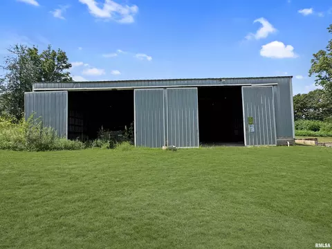 Exterior - 7029 S Gerdes Rd, Mapleton, IL 61547 photo 14 of 20
