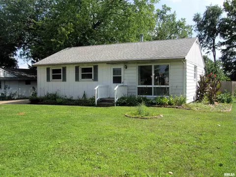 1512 W Shenandoah Dr, Peoria, IL 61614