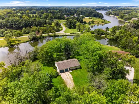 16044 Delaware Cir, Cuba, IL 61427 photo 3