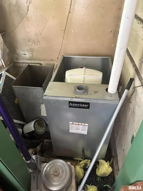 Other - 512 E Calhoun St, Macomb, IL 61455 photo 8 of 8