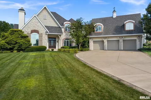 2233 W Augusta Dr, Dunlap, IL 61525