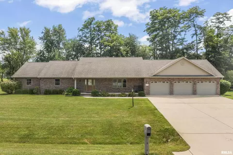 6 Hawthorne Cv, Morton, IL 61550