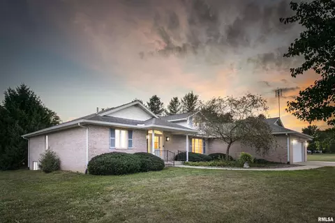 12320 W Downing Pl, Brimfield, IL 61517
