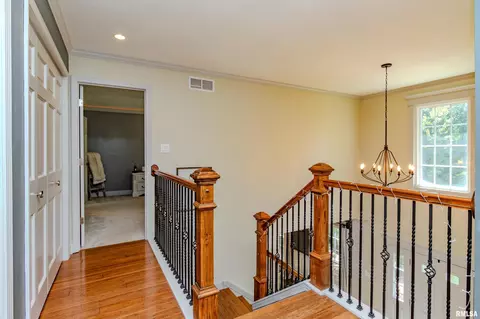 Entry Way - 20 Brompton Ct, Bloomington, IL 61704 photo 6 of 6
