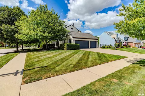 Exterior - 20 Brompton Ct, Bloomington, IL 61704 photo 3 of 18