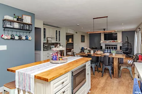 Kitchen - 20 Brompton Ct, Bloomington, IL 61704 photo 6 of 6