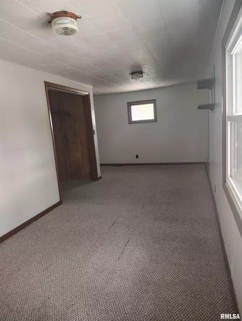 Other - 1031 E Olive St, Canton, IL 61520 photo 6 of 12