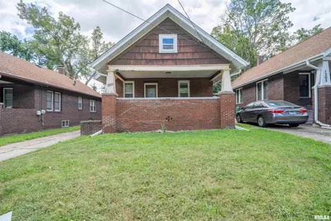 1200 W Nowland Ave, Peoria, IL 61604