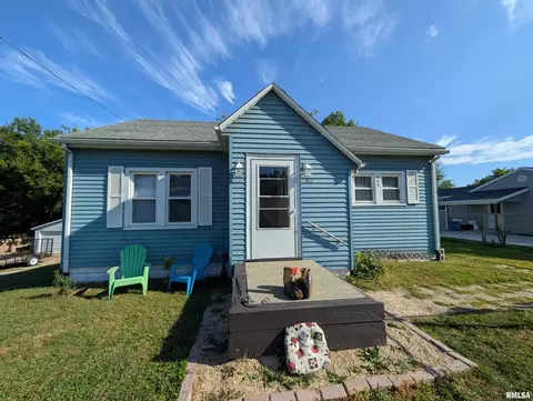 103 Elm St, North Pekin, IL 61554