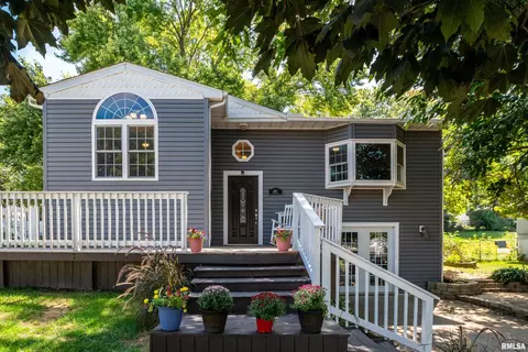602 Joliet Rd, Marquette Heights, IL 61554