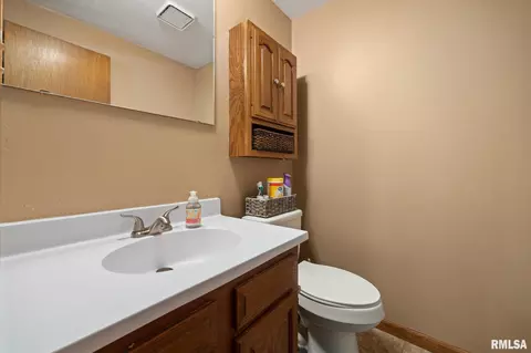 Bath - 930 E Jackson St, Morton, IL 61550 photo 1 of 2