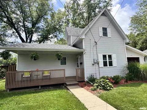 735 W Jefferson St, Macomb, IL 61455
