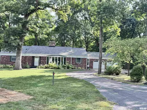 3 Bacon Woods Rd, Macomb, IL 61455