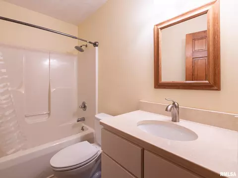 4917 S Lake Camelot Dr, Mapleton, IL 61547 photo 30