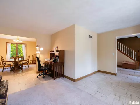 4917 S Lake Camelot Dr, Mapleton, IL 61547 photo 11