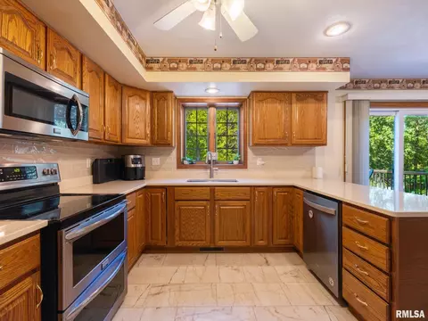4917 S Lake Camelot Dr, Mapleton, IL 61547 photo 14