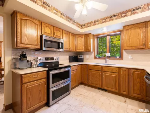 4917 S Lake Camelot Dr, Mapleton, IL 61547 photo 13