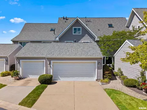 314 Harbor Pointe Dr, East Peoria, IL 61611