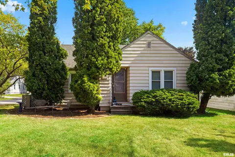 3444 N Gale Ave, Peoria, IL 61604