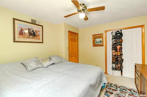 Bedroom - 1101 County Road 950 N, Bath, IL 62617 photo 2 of 7